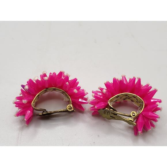 Vintage Austria Hot Pink Plastic Spike Bead Clip On Earrings 1950s - Picture 6 of 9